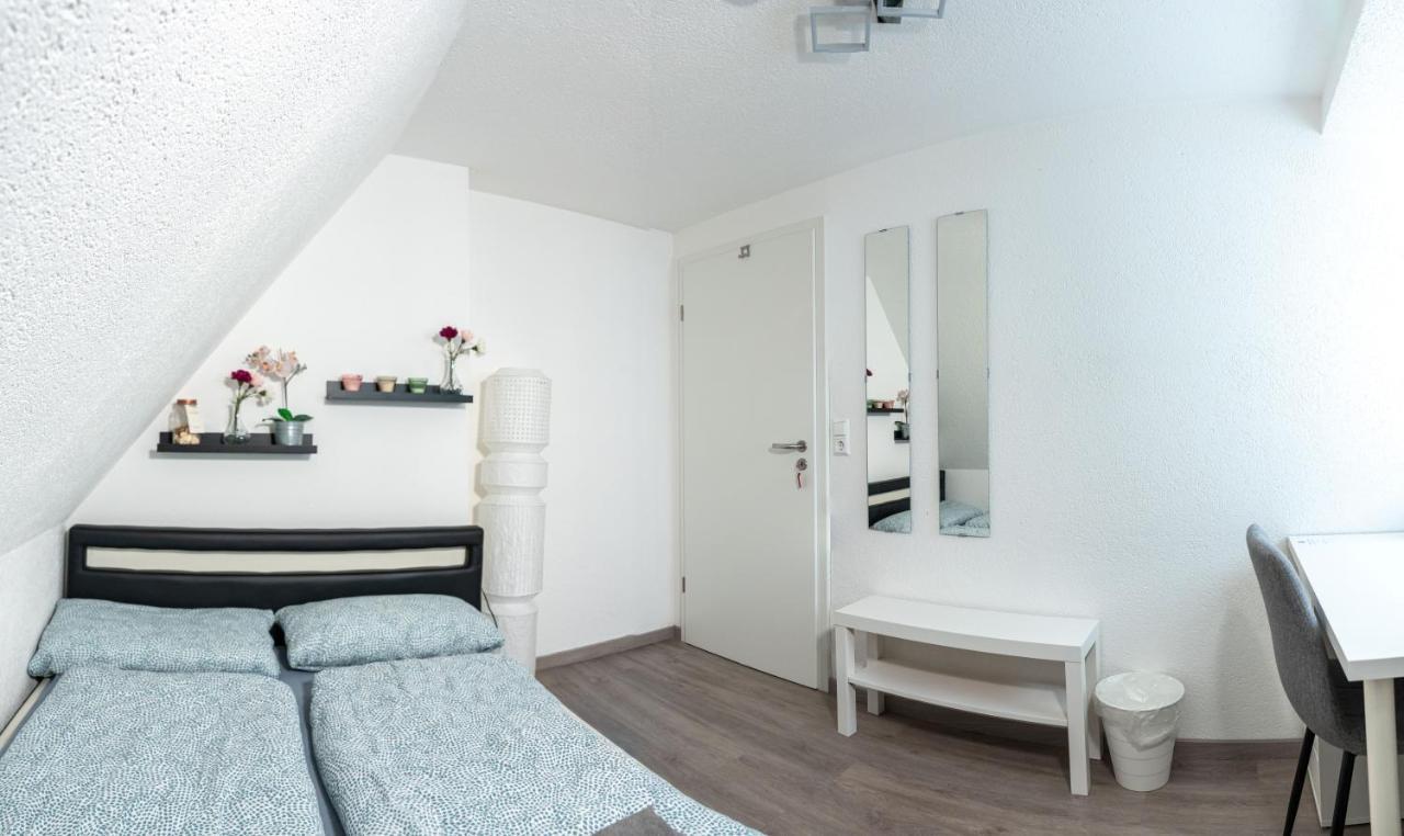 Modern House With Pool - 3 Bedrooms 2 Bathrooms Меммінген Екстер'єр фото