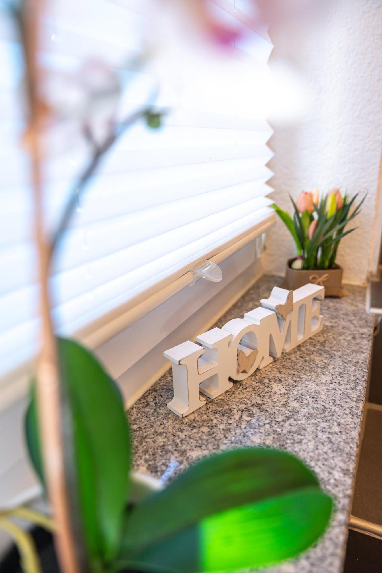 Modern House With Pool - 3 Bedrooms 2 Bathrooms Меммінген Екстер'єр фото